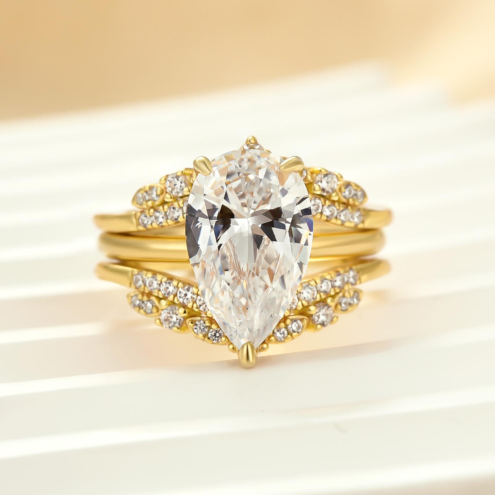 4.0Ct Solitaire Pear Cut Wedding Ring For Her With Enhancer Wedding Band