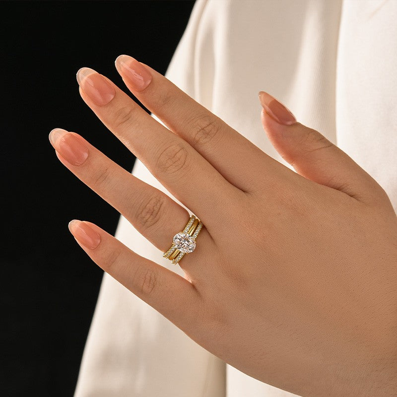 Moissanite Solitaire 2.0 Ct Oval Cut Yellow Gold Wedding Ring Set