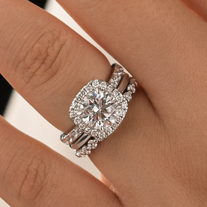 Moissanite 2.0 Ct Halo Round Cut White Gold Wedding Ring Set