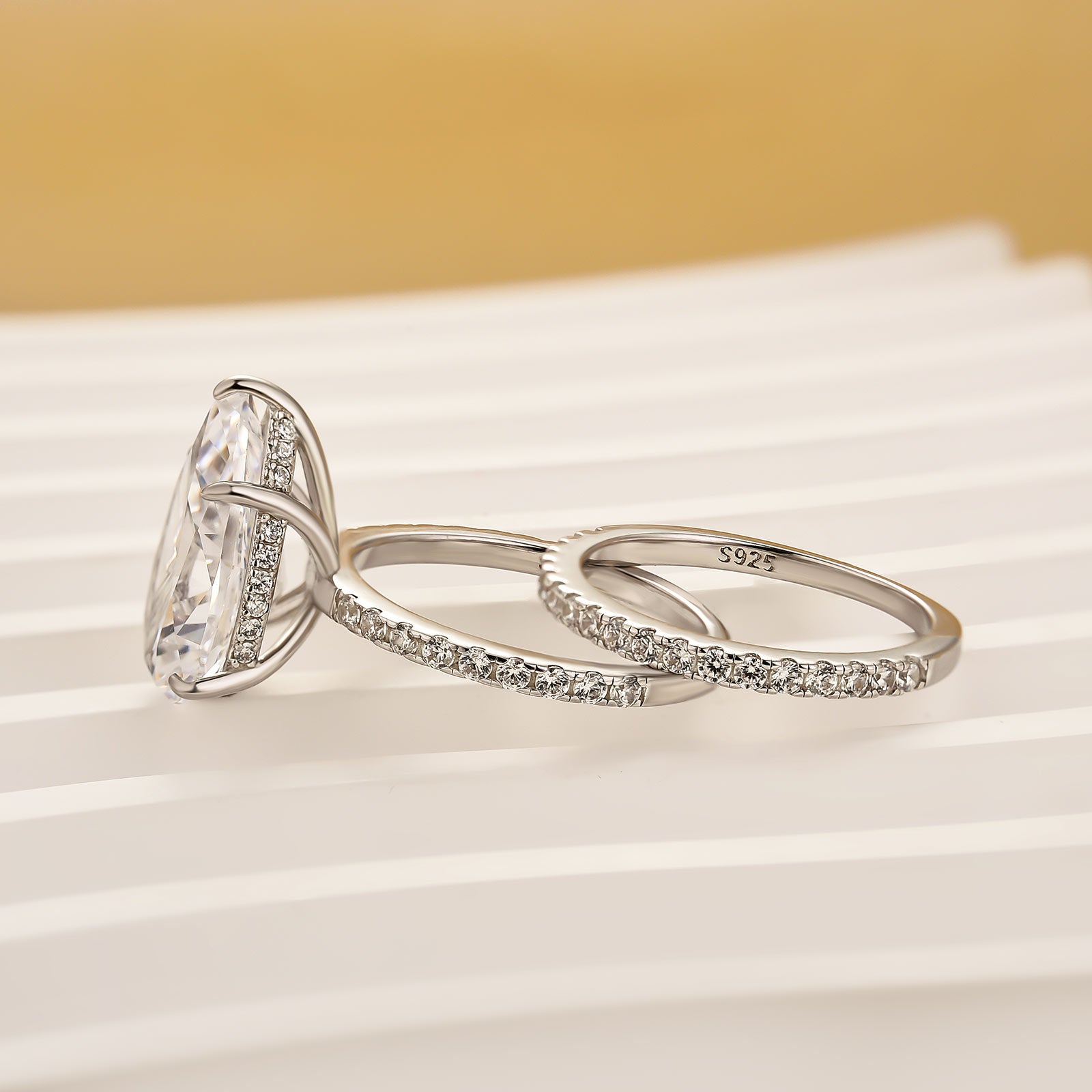 Excellent 4.5Ct Pear Cut Wedding Ring Set With Classic Wedding Band