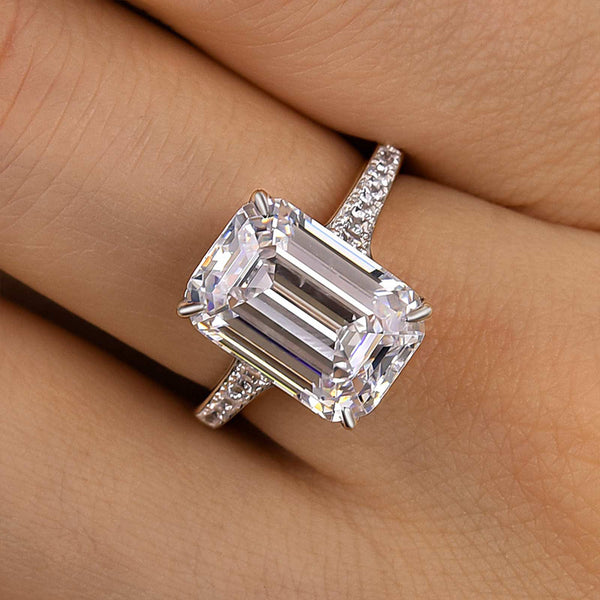 Louily Captivating Emerald Cut Engagement Ring