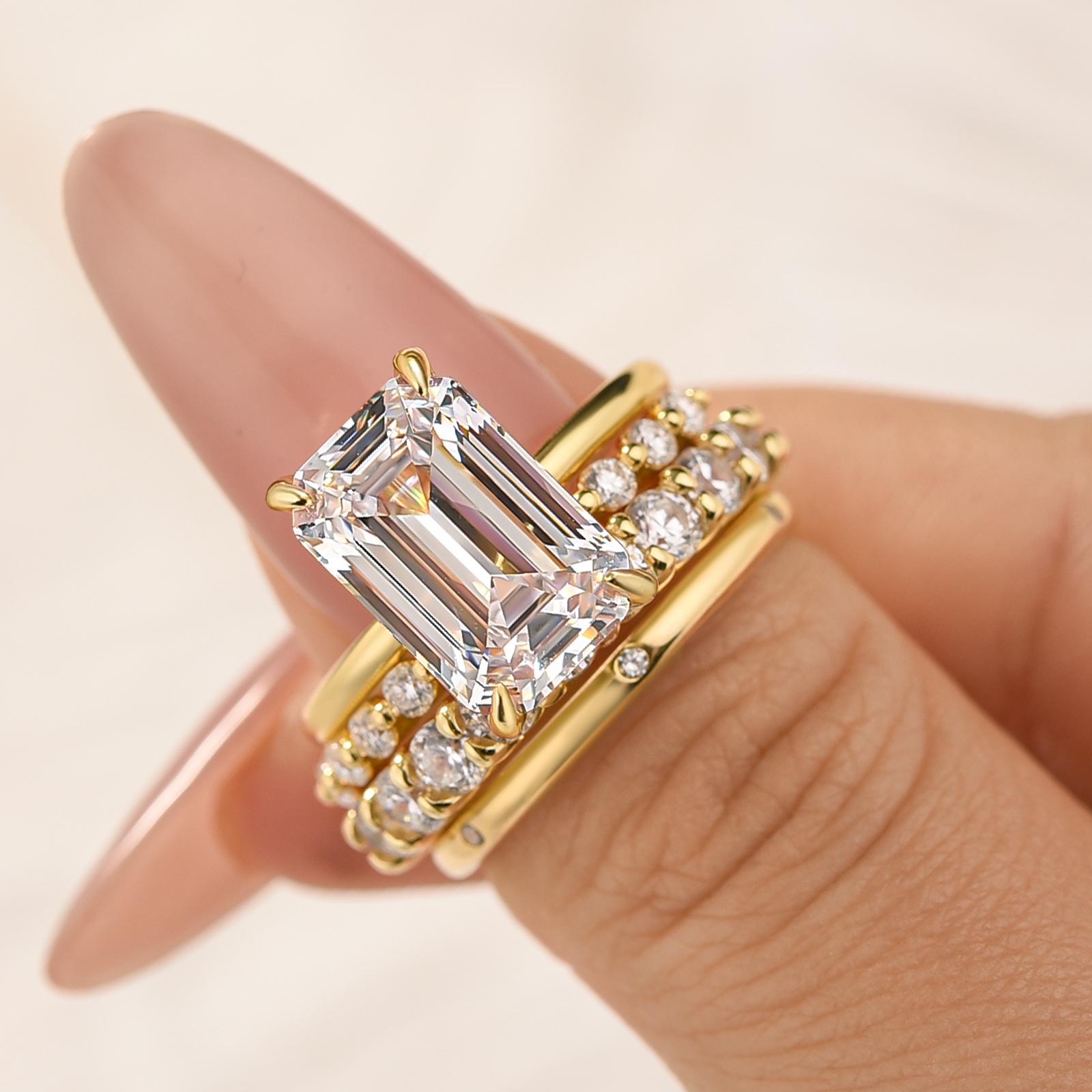 4PC 5.0Ct Emerald Cut Luxe Wedding Ring Set With Classic Wedding Bands