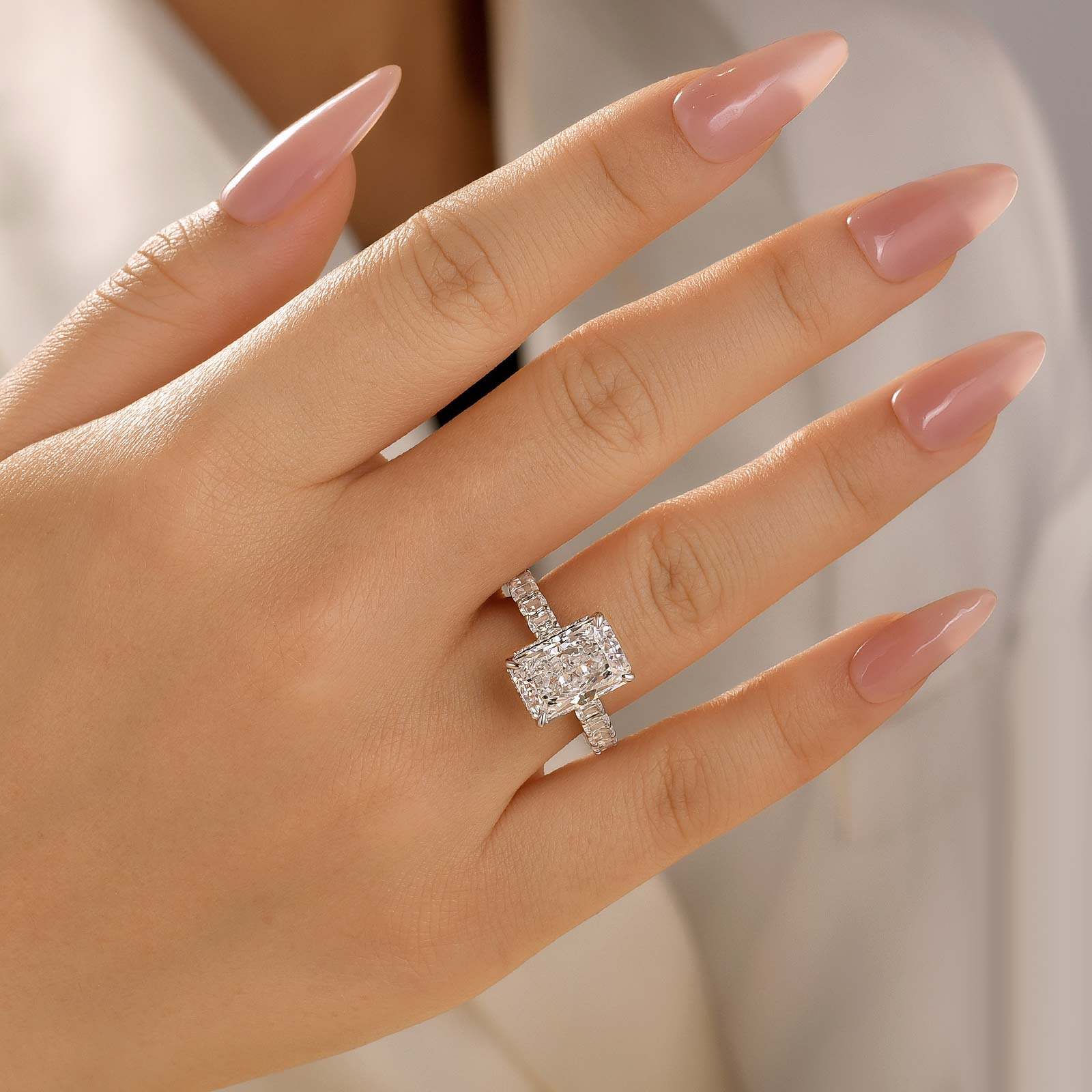 S925 5.0Ct Radiant Cut Side Stone White Gold Engagement Ring For Woman - louilyjewelry