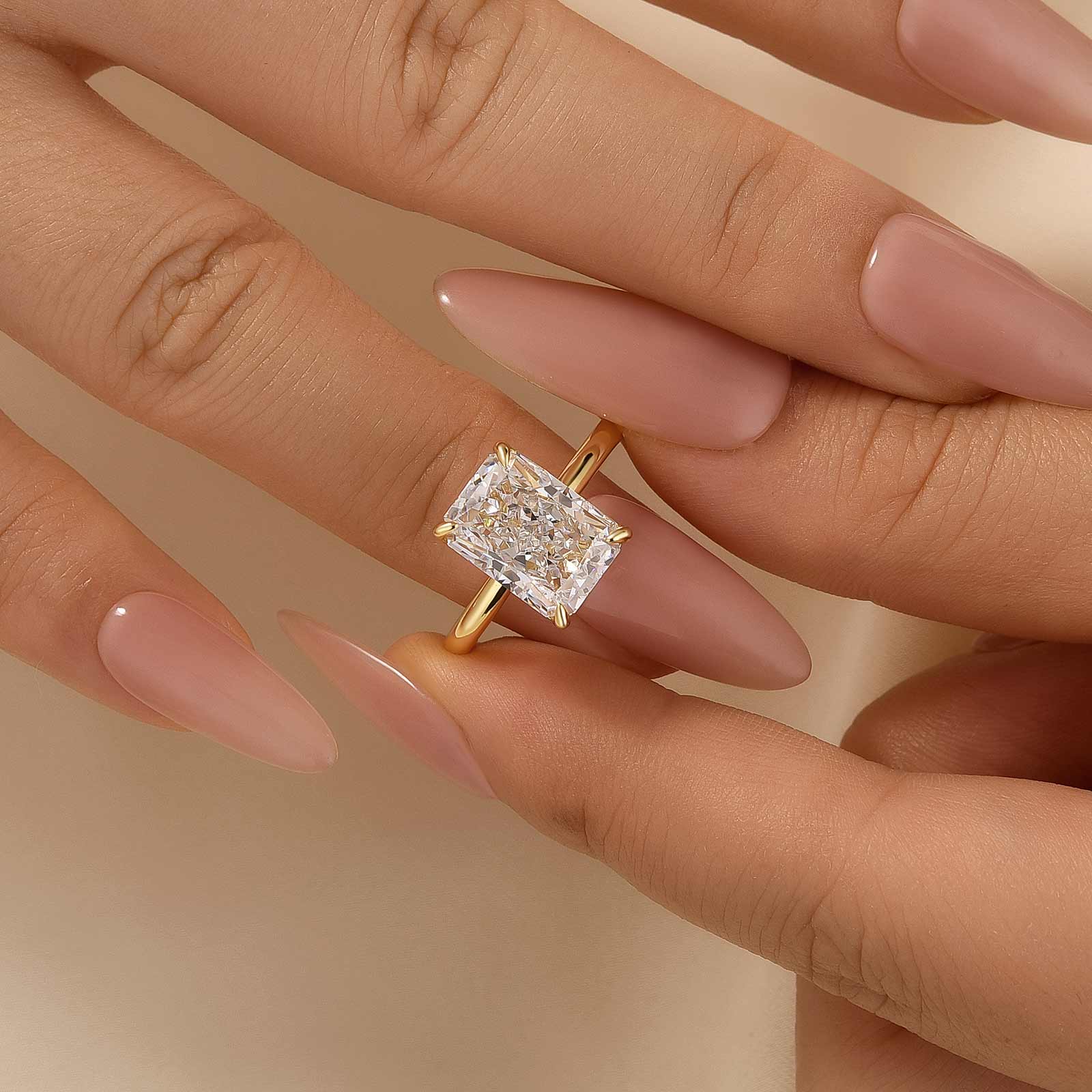 Louily Classic 4.5 Carat Radiant Cut Simulated Diamond Engagement Ring/Wedding Set - louilyjewelry