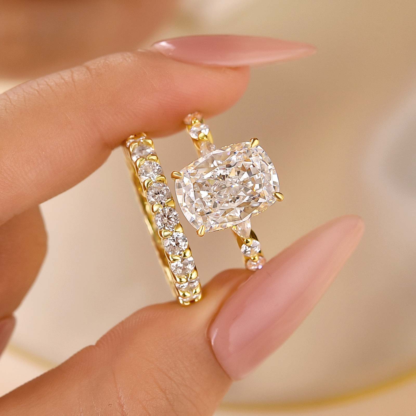 5.0Ct Cushion Cut Engagement Ring With Classic Wedding Band