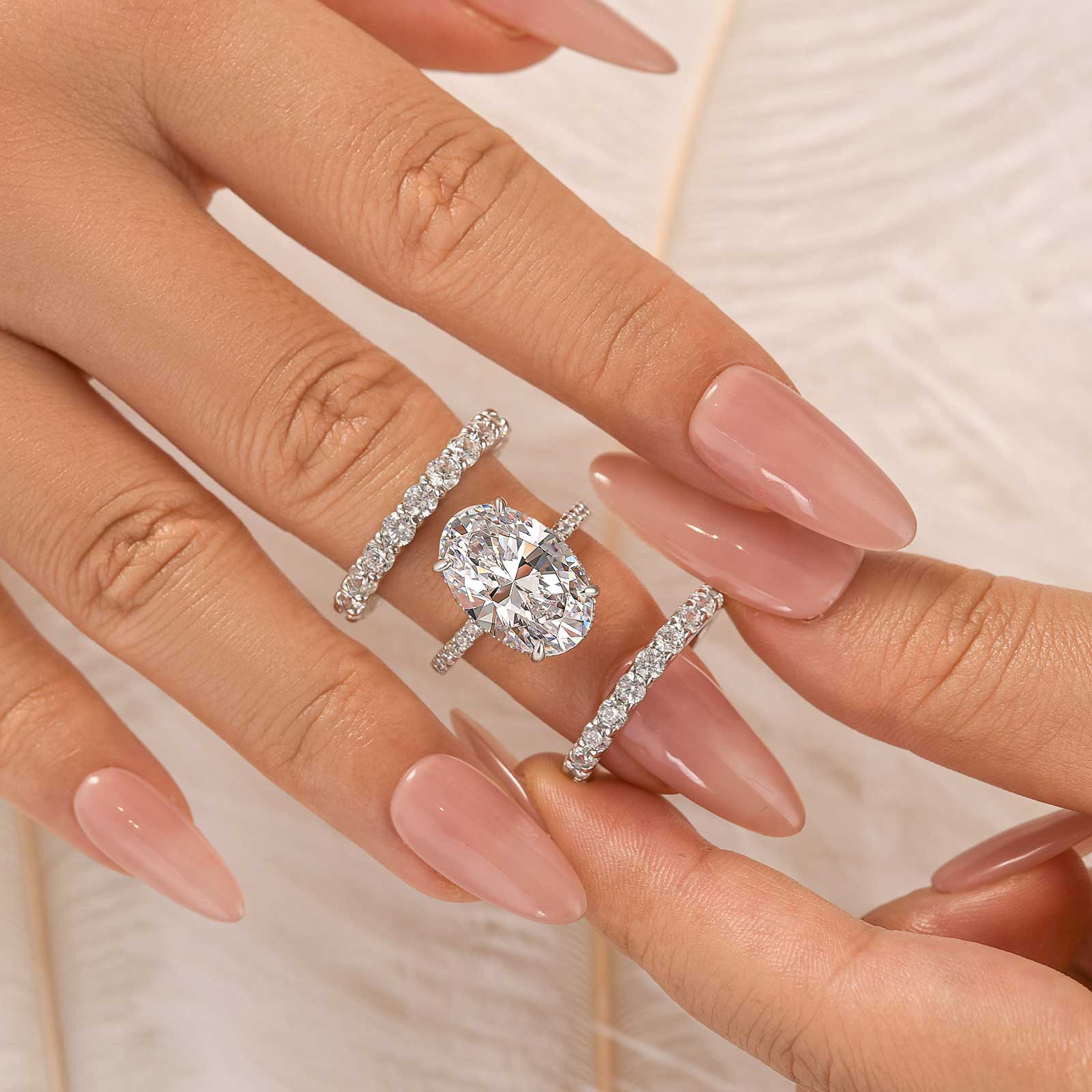 3PC 6.0Ct Oval Cut Wedding Ring Set With Two Classic Round Cut Wedding Bands