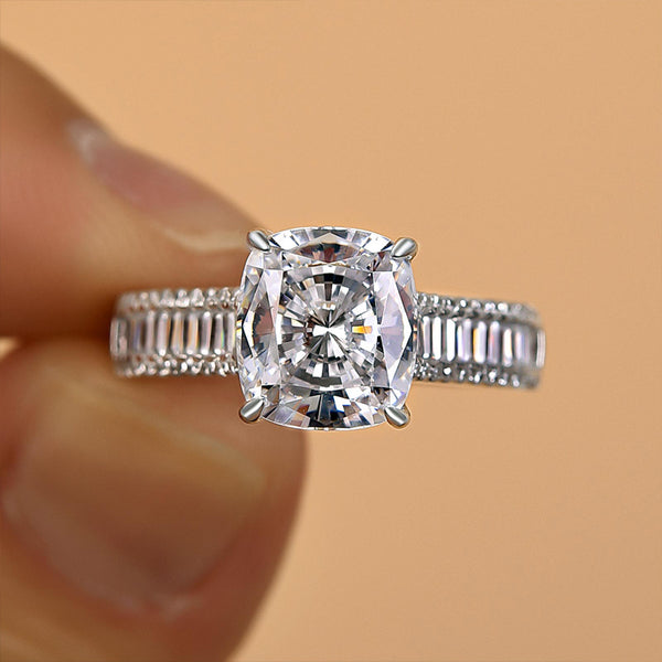 Louily Outstanding Cushion Cut Engagement Ring