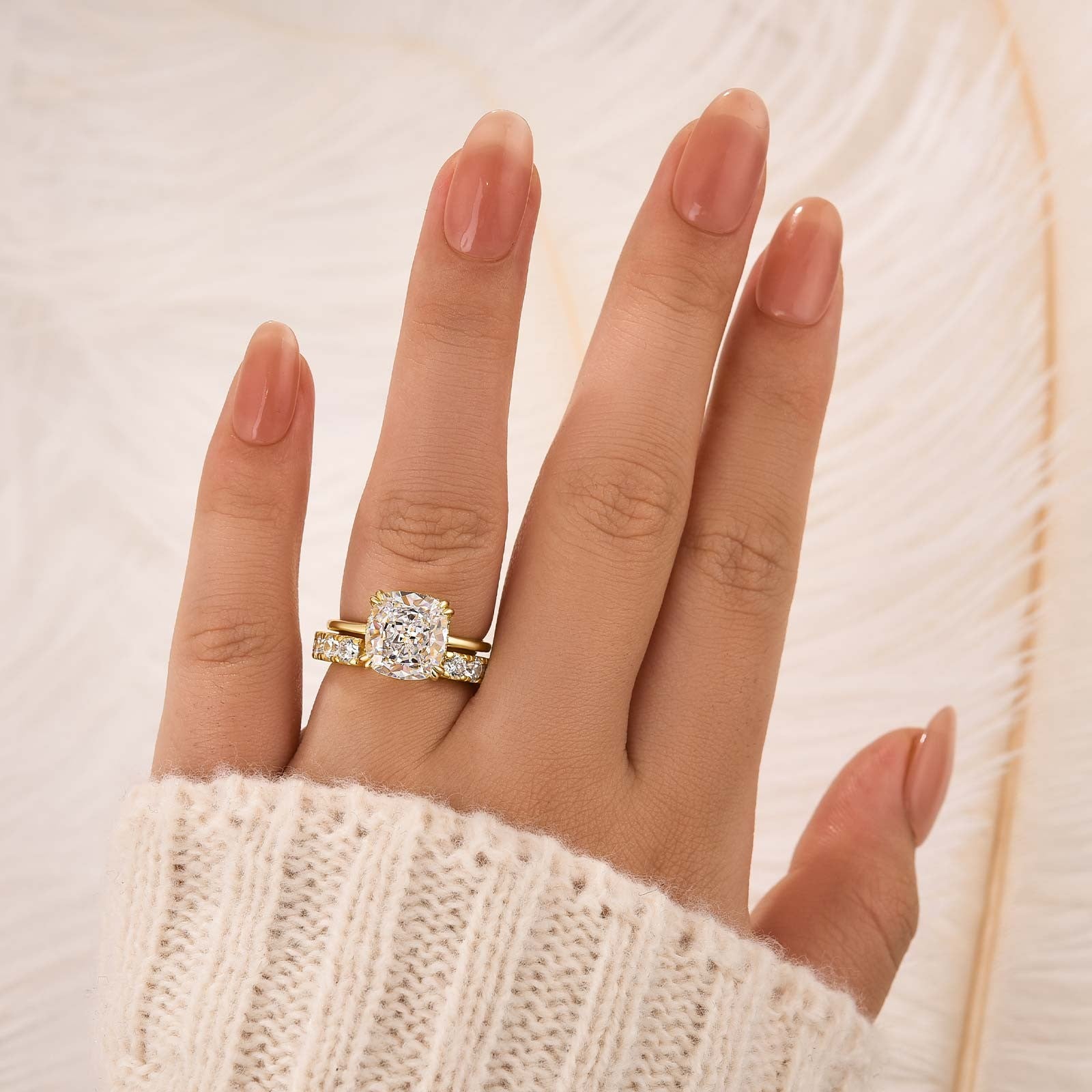 4.0Ct Cushion Cut Engagement Ring With Open Women's Wedding Band