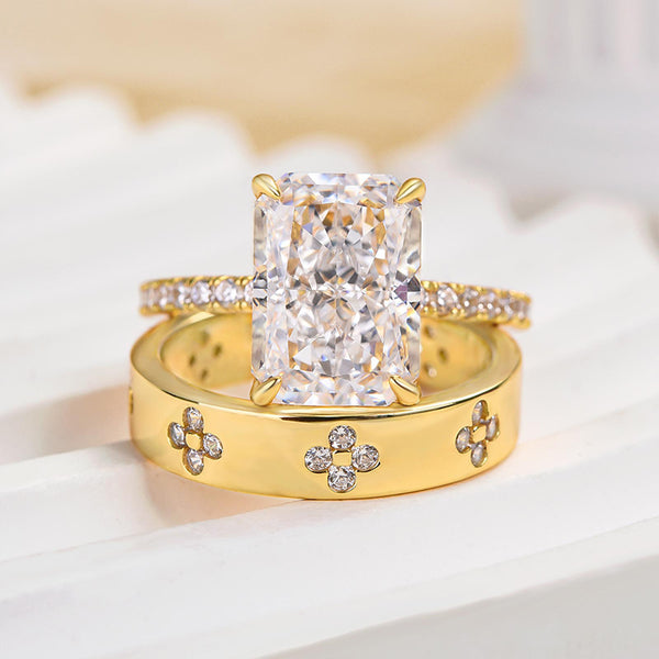 Louily Enchanting Yellow Gold Radiant Cut Wedding Set