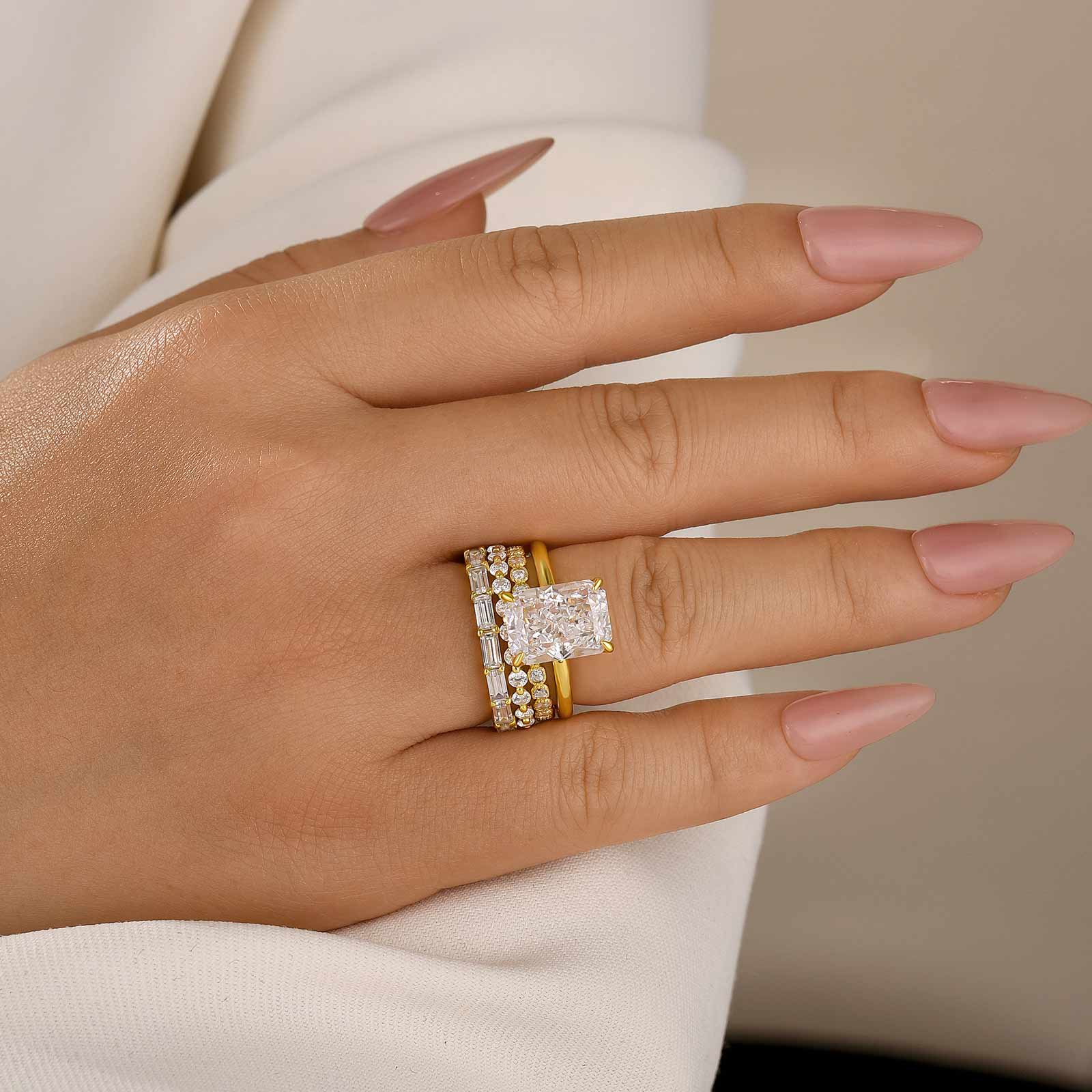 4PC 4.5 Carat Radiant Cut Wedding Ring Set With Three Classic Wedding Bands