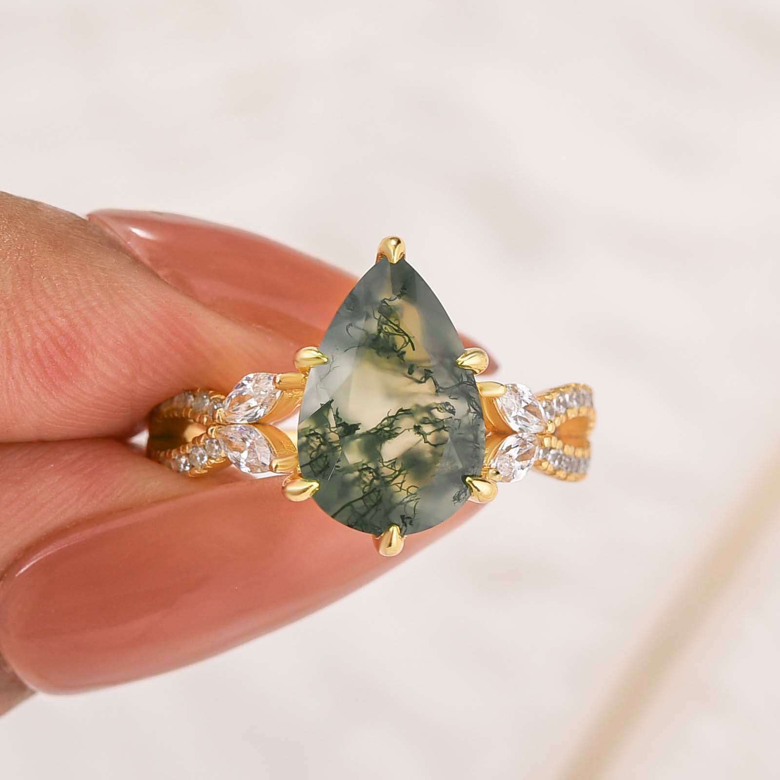 Nature-Inspired 3.5Ct Pear Cut Moss Agate Split Shank Floral Ring For Date Nights