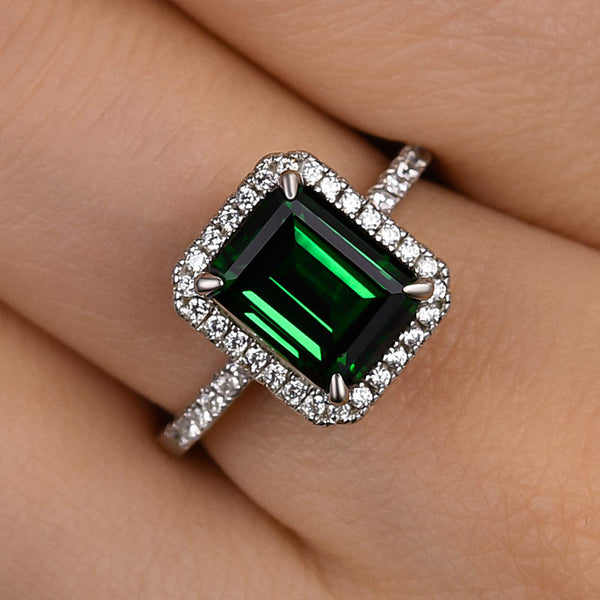 Louily Amazing 3.5 Carat Emerald Cut Halo Engagement Ring In Sterling Silver