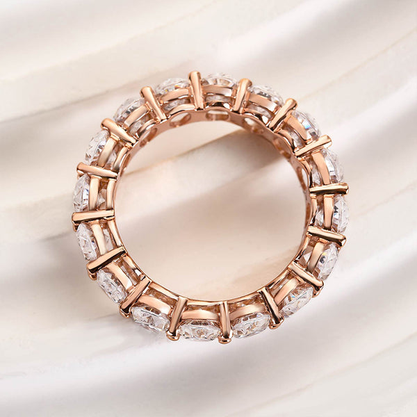 Louily Timeless Yellow Gold Oval Cut Pendant Necklace For Women