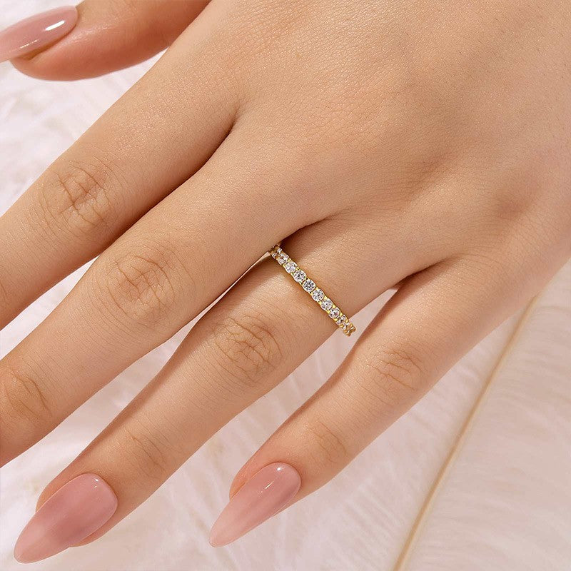 Moissanite 0.6Ct Classic Round Cut Half Wedding Band In Sterling Silver - louilyjewelry