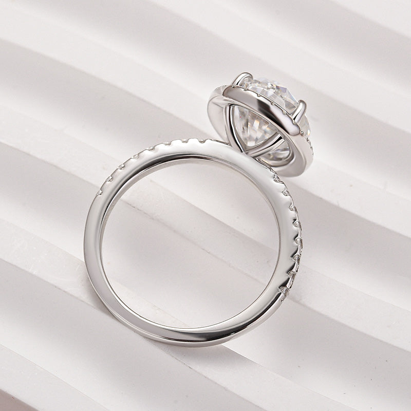 Louily Exquisite Moissanite 4.0 Carat Halo Oval Cut Engagement Ring In Sterling Silver - louilyjewelry