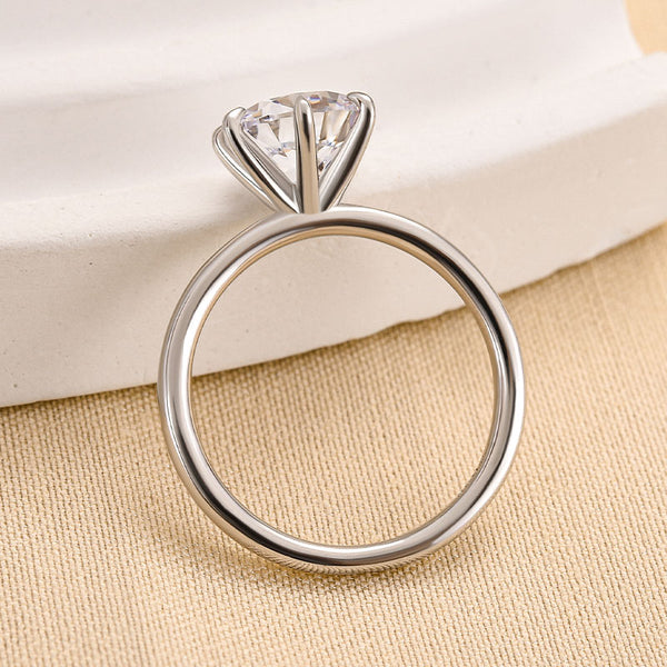 Louily Classic Round Cut Solitaire Engagement Ring In Sterling Silver