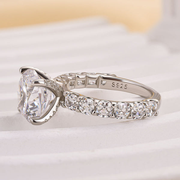 Louily Luxury 4.0Ct Round Cut Engagement Ring