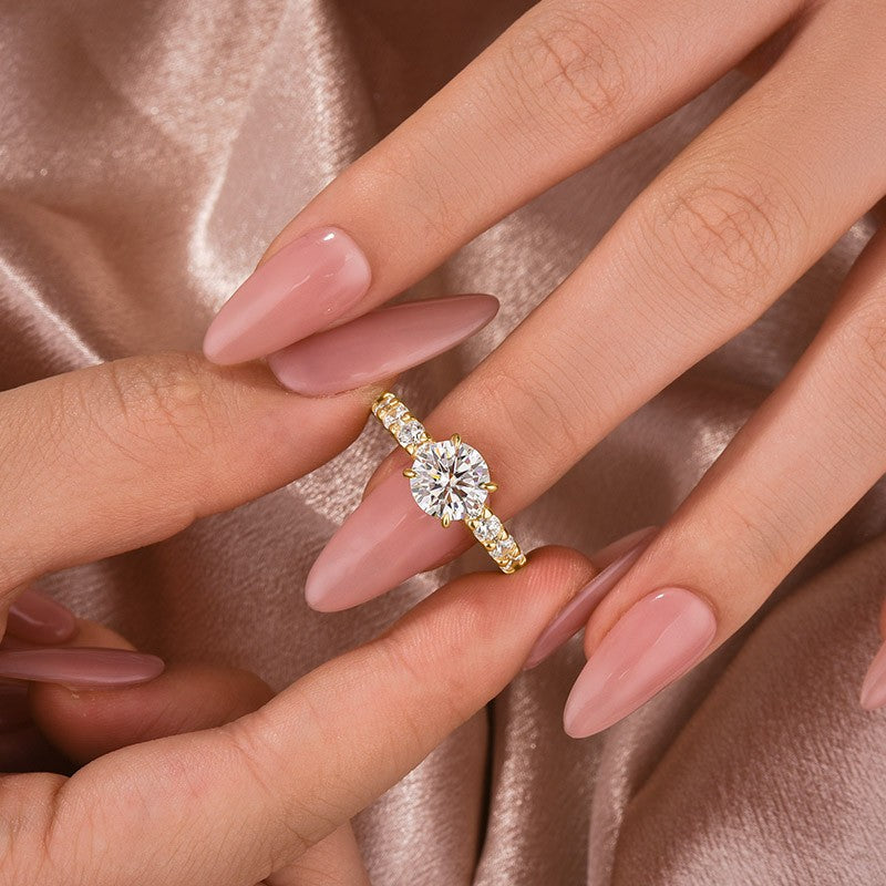 Moissanite 2.0 Ct Round Cut Down Pavé Engagement Ring - louilyjewelry