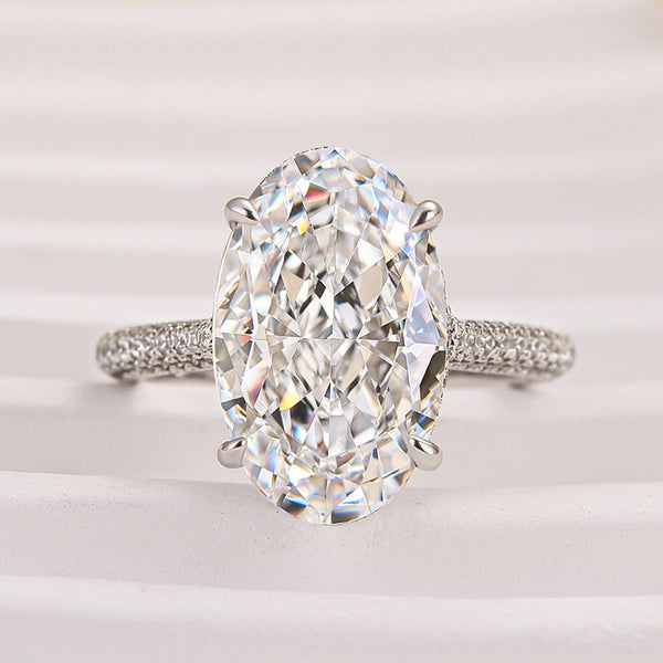 Louily Noble Crushed Ice Oval Cut Engagement Ring