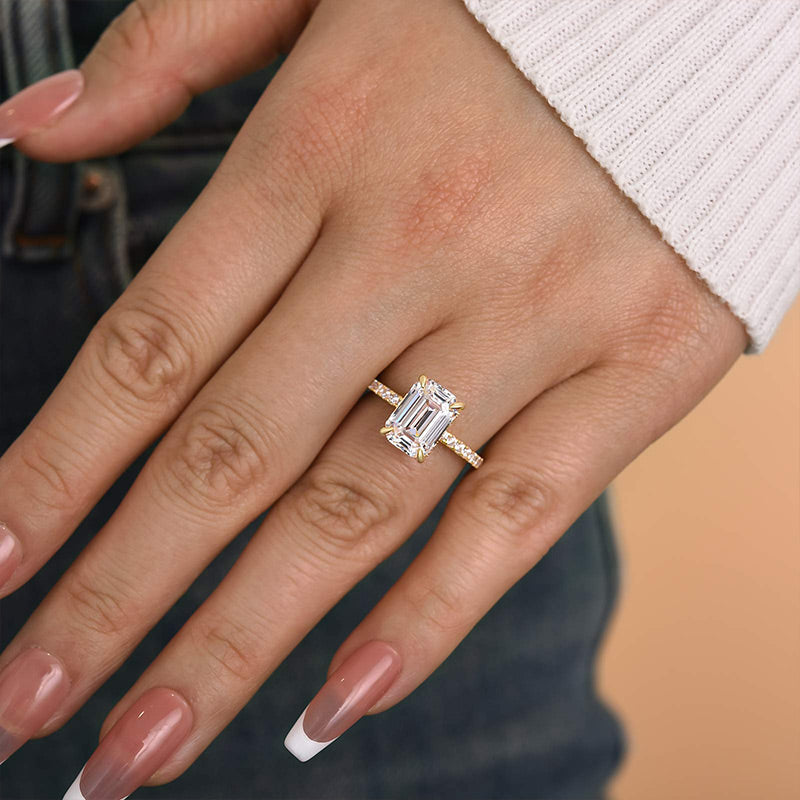Louily Classic Emerald Cut Engagement Ring In Sterling Silver - louilyjewelry