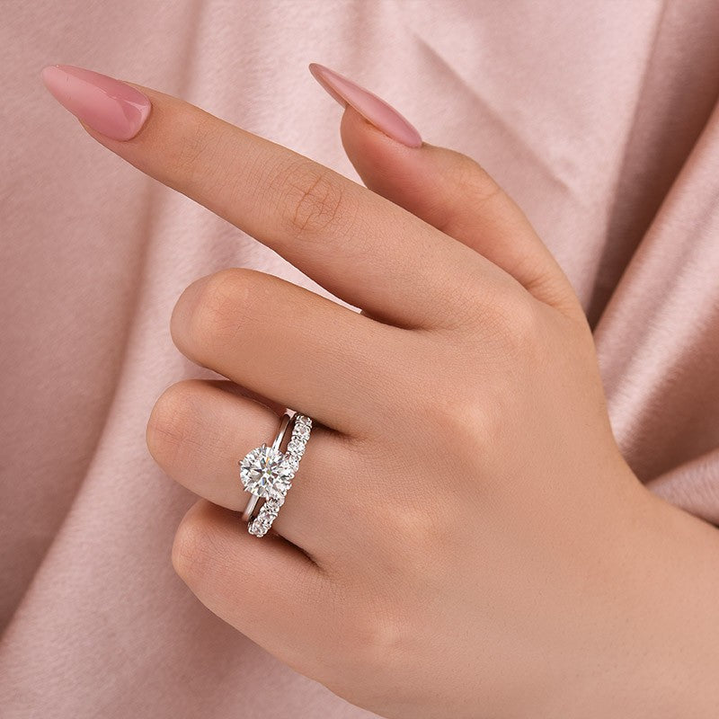 Solitaire 2.0 Ct Round Cut Moissanite Diamond Wedding Ring - louilyjewelry