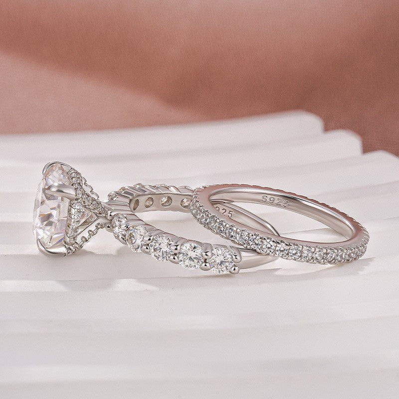 4.0Ct Round Cut White Gold Moissanite Diamond Wedding Ring - louilyjewelry