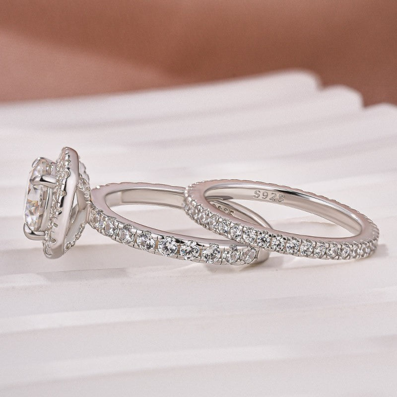 2.0Ct Halo Round Cut White Gold Moissanite Diamond Wedding Ring - louilyjewelry