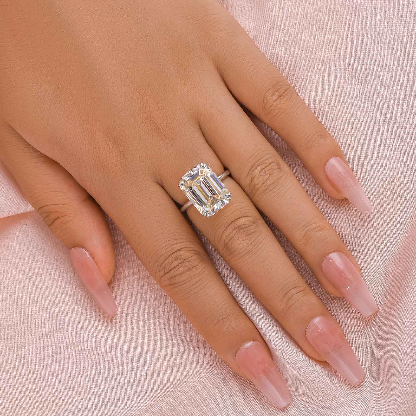 Louily Luxurious Emerald Cut Engagement Ring In Sterling Silver - louilyjewelry