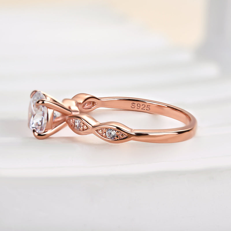 Louily Rose Gold Round Cut Promise Ring - louilyjewelry