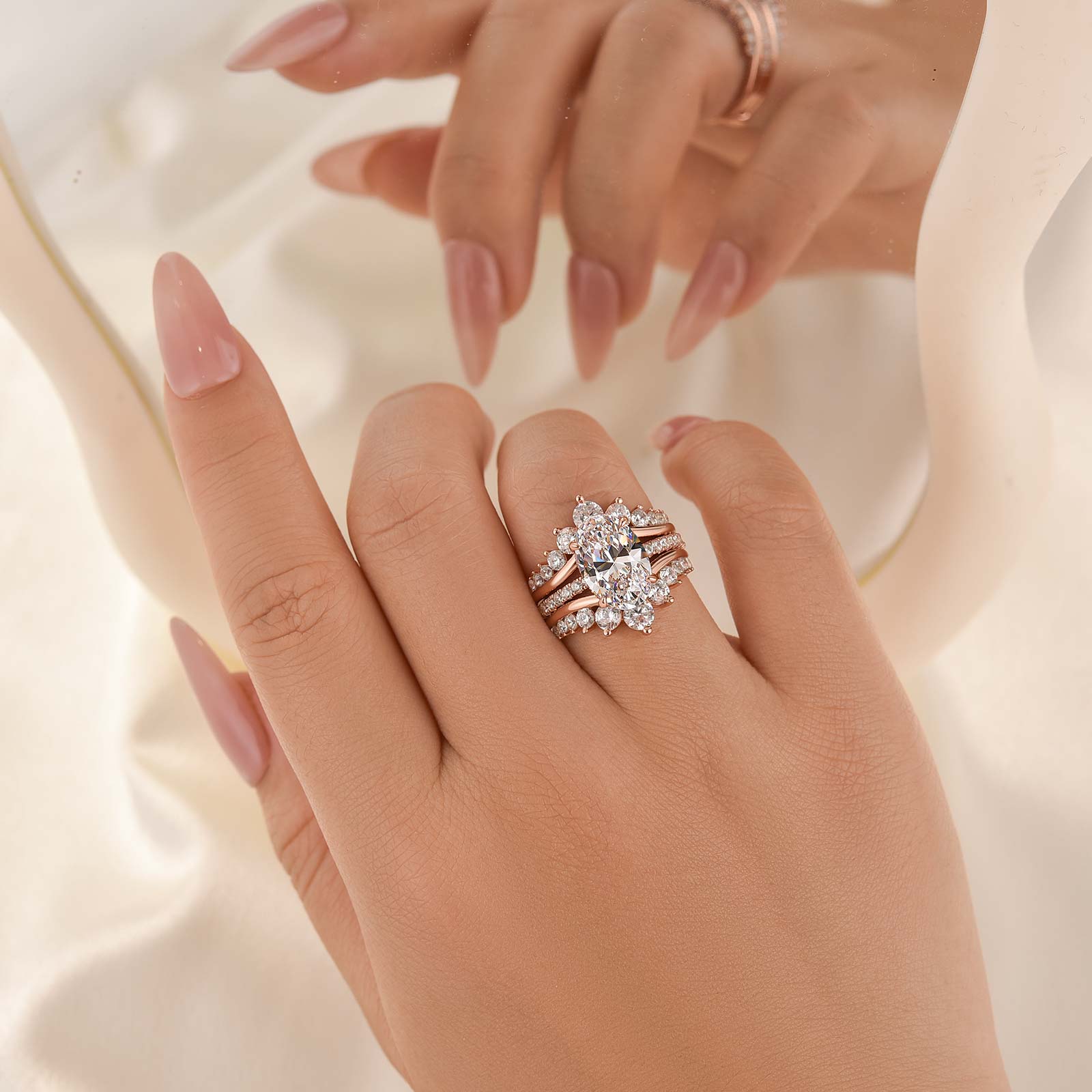 Louily Exclusive Oval Cut Wedding Ring Set With Jacket Wedding Band