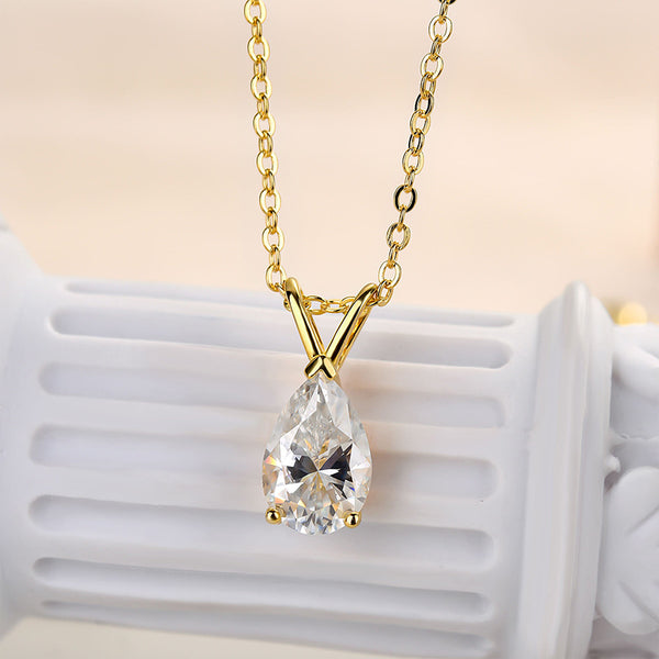Louily Moissanite Classic Pear Cut Pendant Necklace