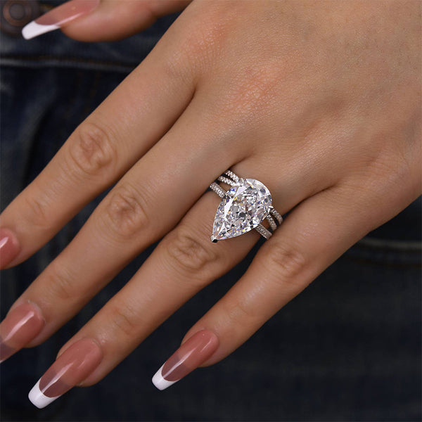 Louily Excellent Crushed Ice Pear Cut Wedding set