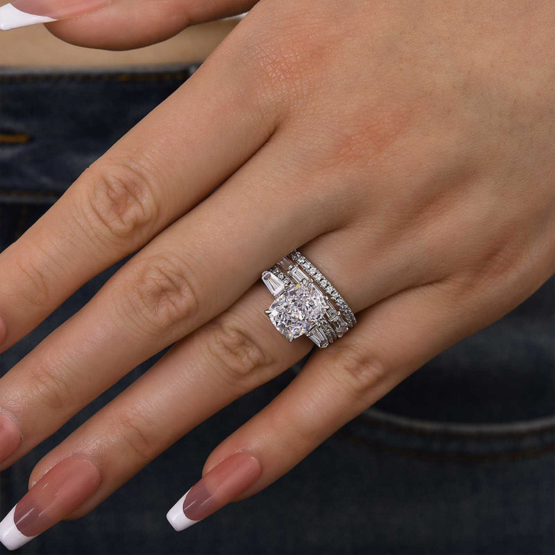 Louily Luxury Cushion Cut Three Stone 4PC Wedding Set - louilyjewelry