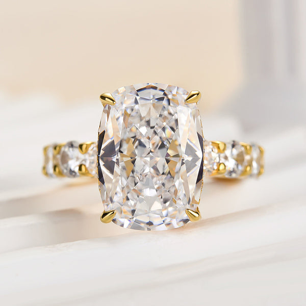 Louily Gorgeous Elongated Crushed Ice Cushion Cut Engagement Ring