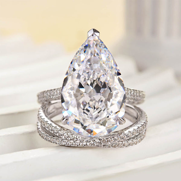 Louily Excellent Crushed Ice Pear Cut Wedding set