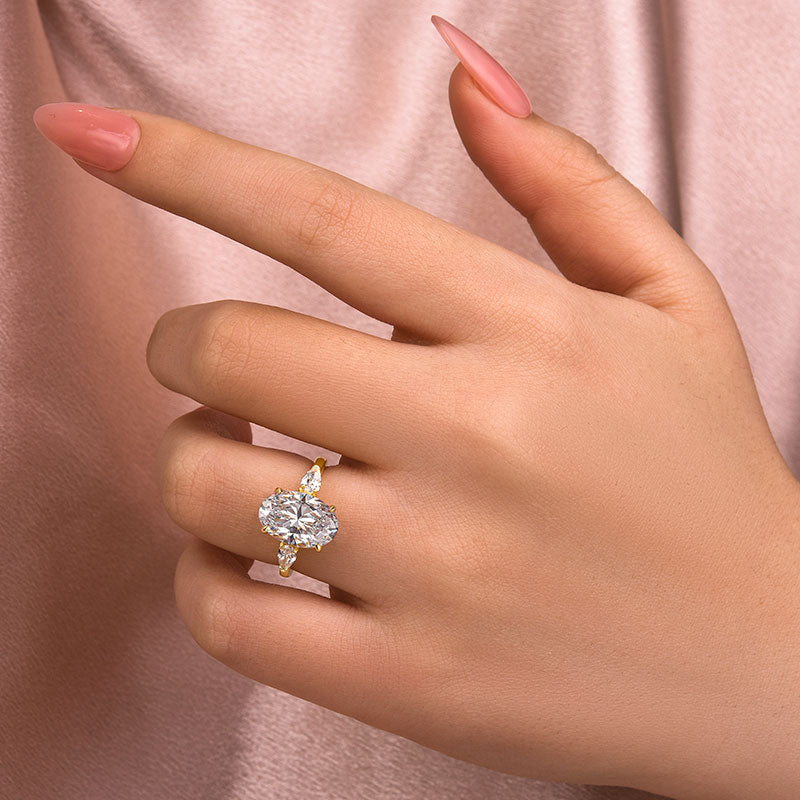 Louily Outstanding Moissanite 4.0 Carat Oval Cut Three Stone Engagement Ring - louilyjewelry