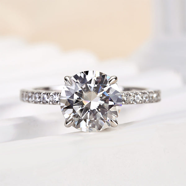 Louily Classic Moissanite 2.0 Carat Round Cut Promise Ring