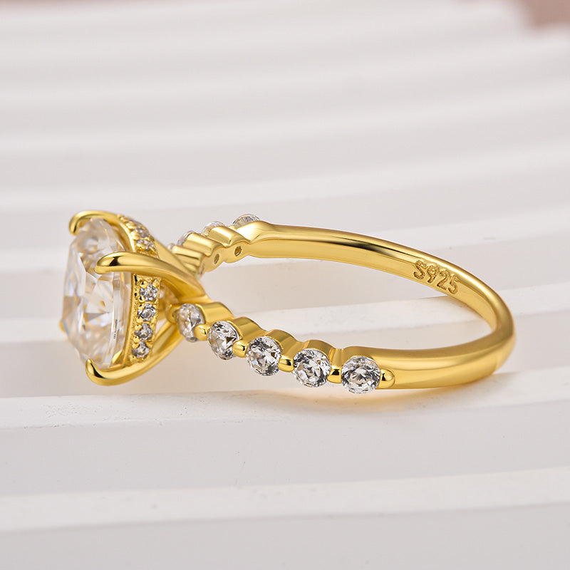 Louily Moissanite 2.0 Carat Cushion Cut Engagement Ring - louilyjewelry