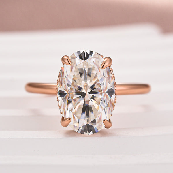 Louily Moissanite Classic Oval Cut Engagement Ring