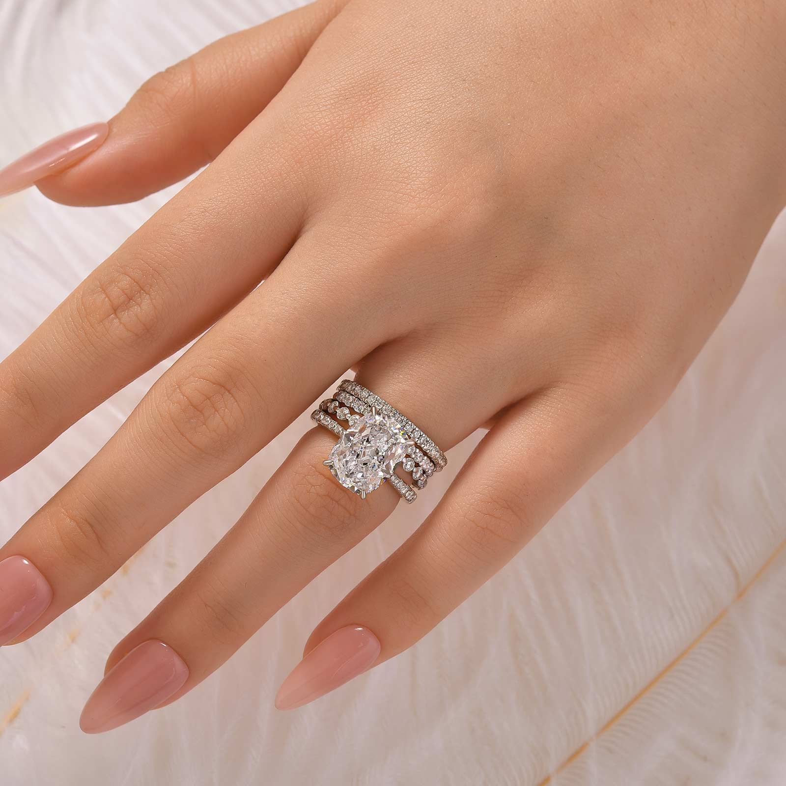 4PC 6.5Ct Cushion Cut Wedding Ring Set With Three Classic Wedding Bands