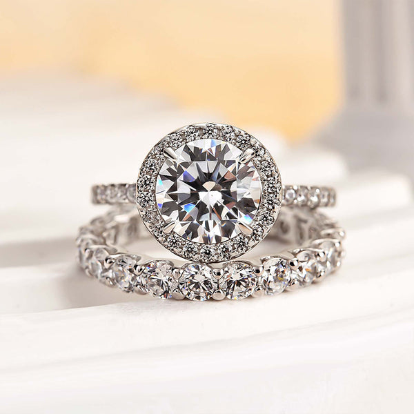 Louily Halo Round Cut Simulated Diamond Wedding Set