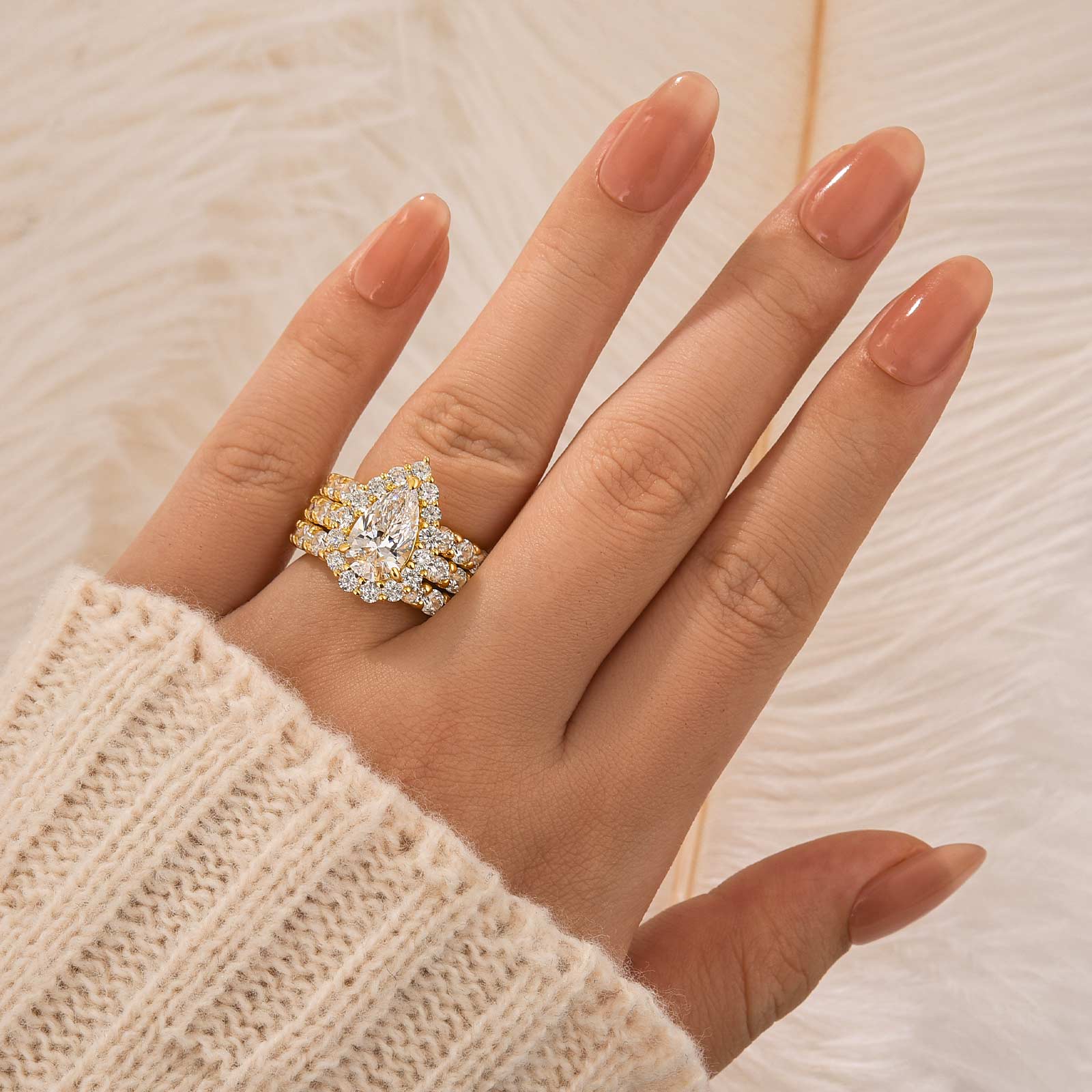 Louily 3PC Classic Halo Pear Cut Wedding Ring Set In Sterling Silver