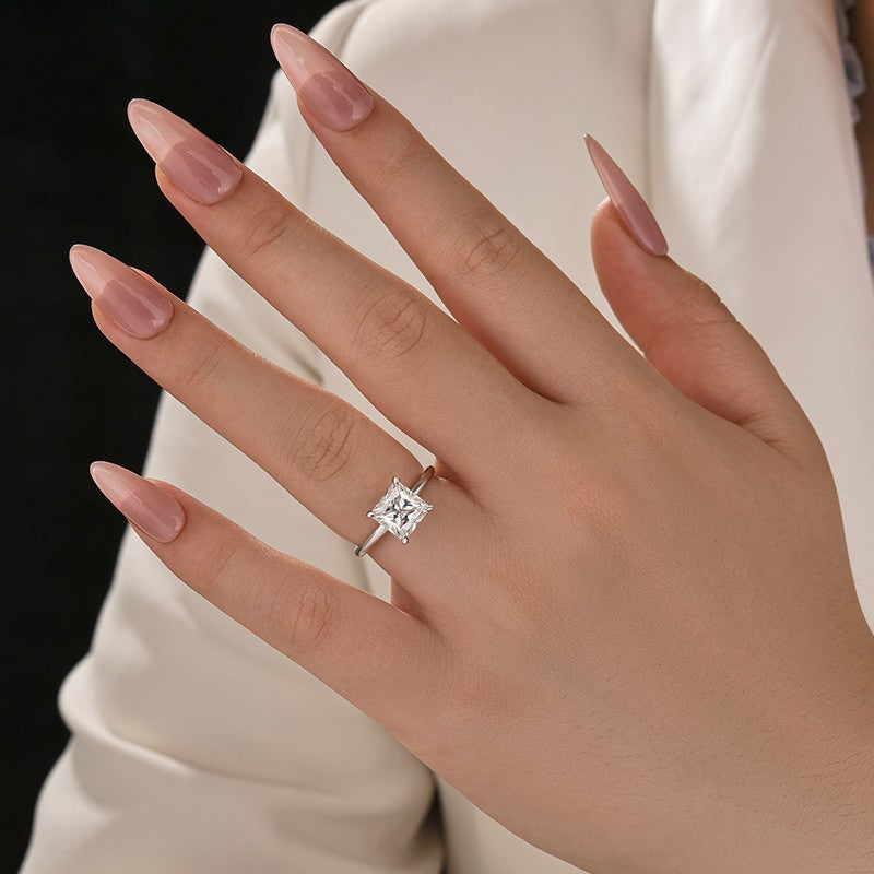 Moissanite 2.0 Ct Princess Cut Solitaire White Gold Promise Ring For Women