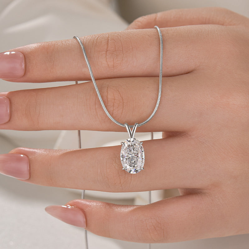 Louily Exclusive Oval Cut Pendant Necklace