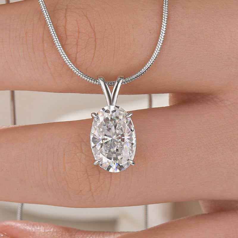 Louily Exclusive Oval Cut Pendant Necklace