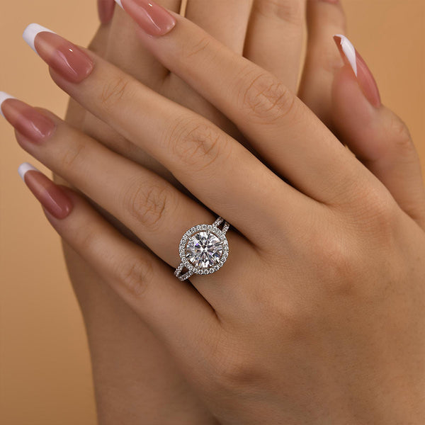 Louily Luxury Split Shank Halo Round Cut Engagement Ring