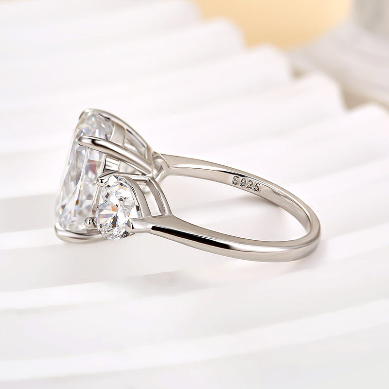 Louily Luxury Three stone White Stone Cushion Cut Engagement Ring - louilyjewelry