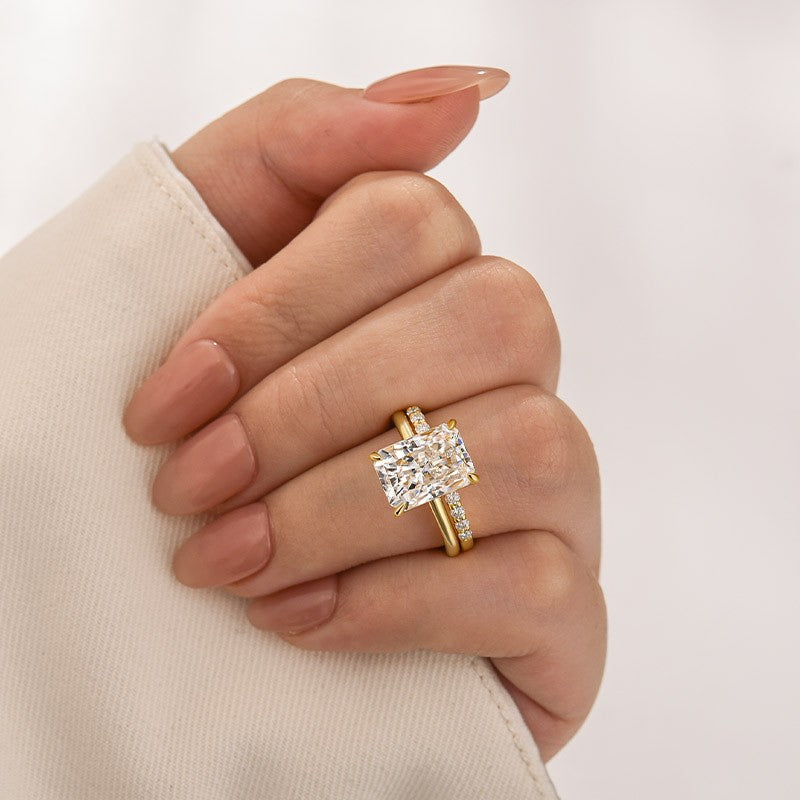 Moissanite 4.5 Ct Radiant Cut White Gold Engagement Ring with Open Wedding Band