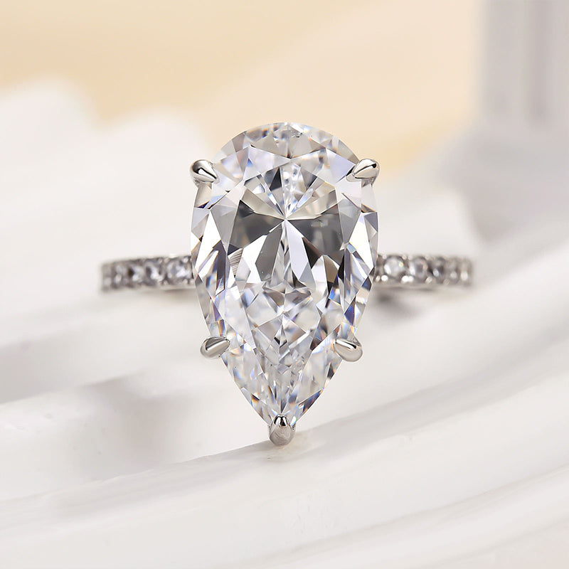S925 3.0Ct/4.5Ct Pear Cut Engagement Ring Gold Plated Travel Ring For Everyday Wear