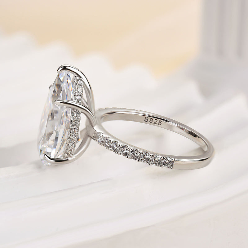 S925 3.0Ct/4.5Ct Pear Cut Engagement Ring Gold Plated Travel Ring For Everyday Wear